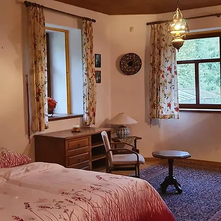 Usedlost Nouzov - Zamecky Apartman Na Samote Appartement Zasmuky