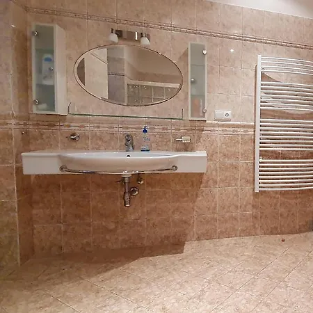 Usedlost Nouzov - Zamecky Apartman Na Samote Appartement