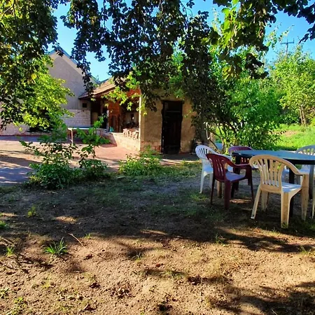 Usedlost Nouzov - Zamecky Apartman Na Samote Appartement
